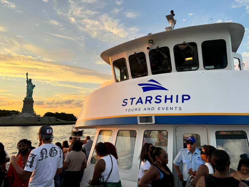 NYC: Starship Landmark 90 Minute Sightseeing Cruise - Starting at Pier 78 in Hudson River Park