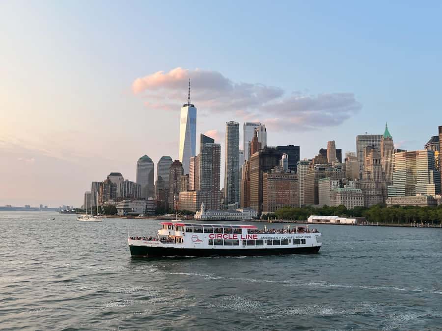 NYC: Statue of Liberty Sunset Cruise Skip-the-Line Ticket - Music, drinks, and the general mood onboard