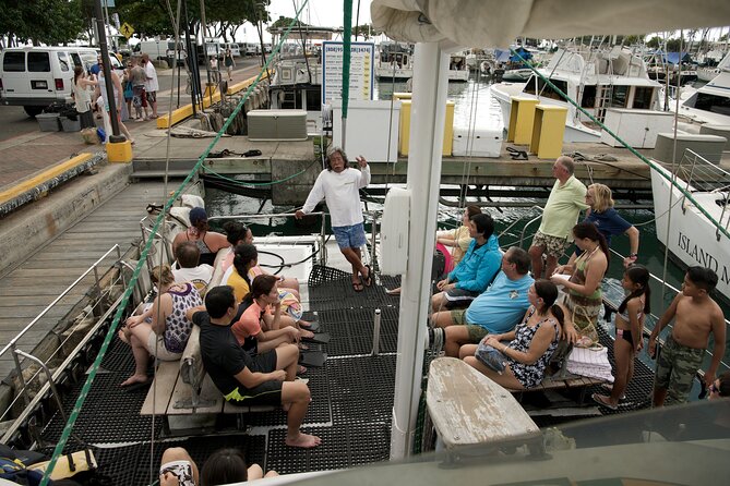 Oahu Catamaran Waikiki Sunset on 40 Foot Catamaran: Food and BYOB - Snacks, pupus, and the BYOB setup