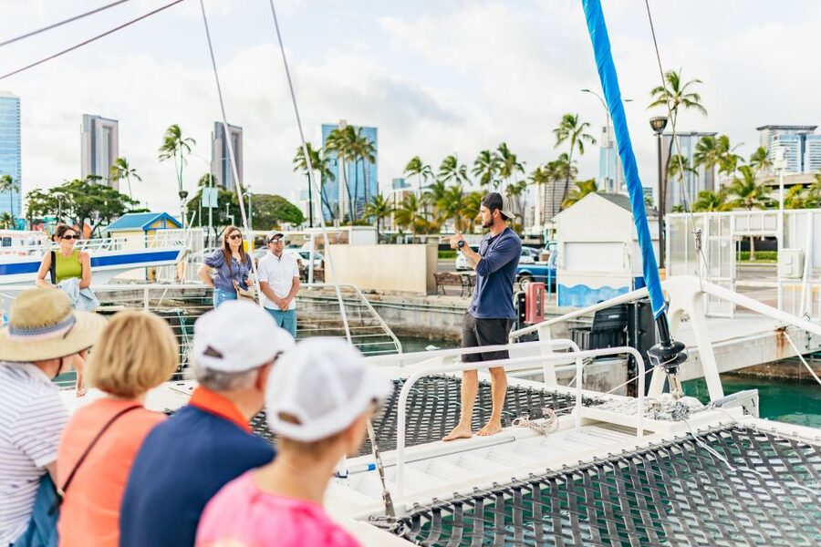 Oahu: Waikiki Sunset Catamaran Cocktail Cruise - Who will enjoy this cruise most?