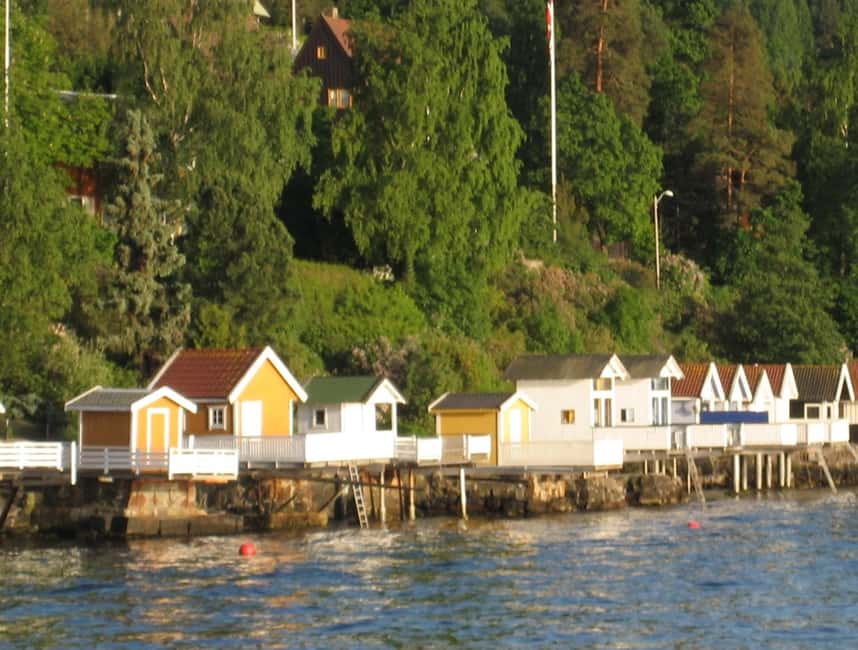 Oslo: Fjord Mini Cruise by Wooden Sailing Ship - Bygdøy, Kavringen Lighthouse, and the greener shore
