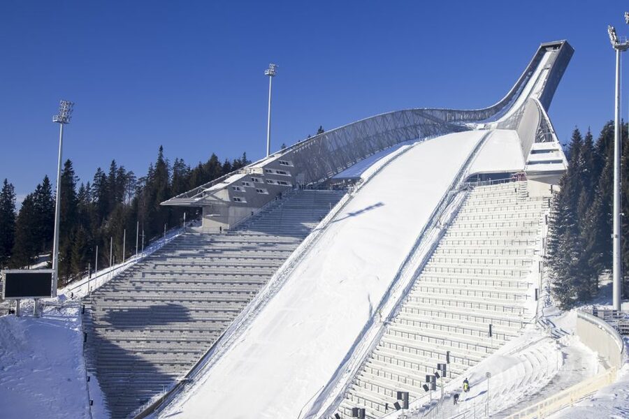 Oslo: Grand City Sightseeing Tour by Bus with Fjord Cruise - Holmenkollen and Oslo from above