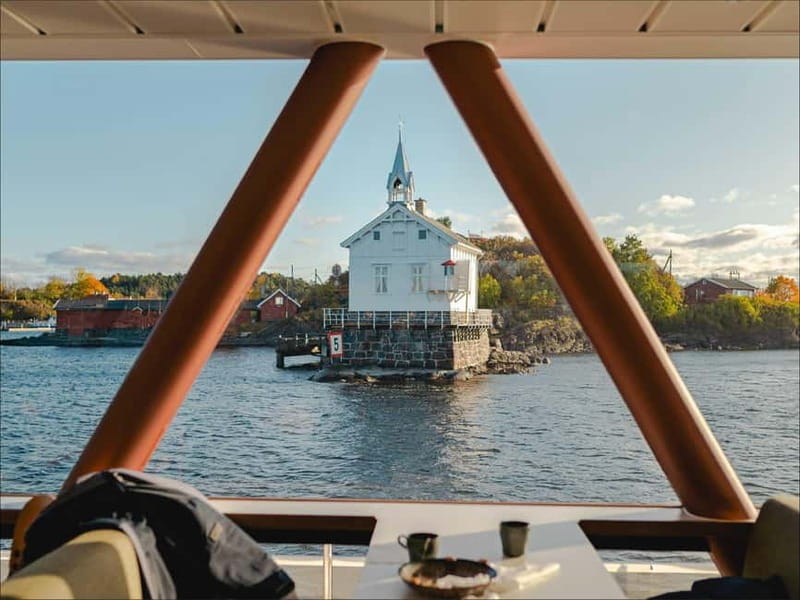 Oslo: Guided Sightseeing Fjord Cruise on Premium Silent Boat - Bygdøy Peninsula and Hovedøya Island