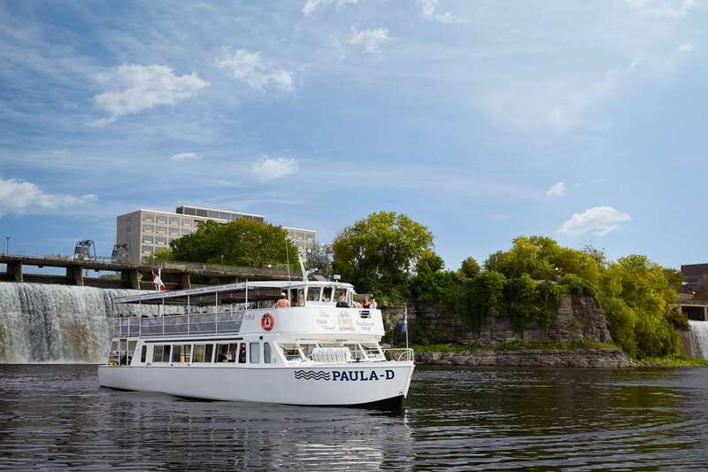 Ottawa: Sightseeing River Cruise - Boarding the Paula D in Ottawa or Gatineau