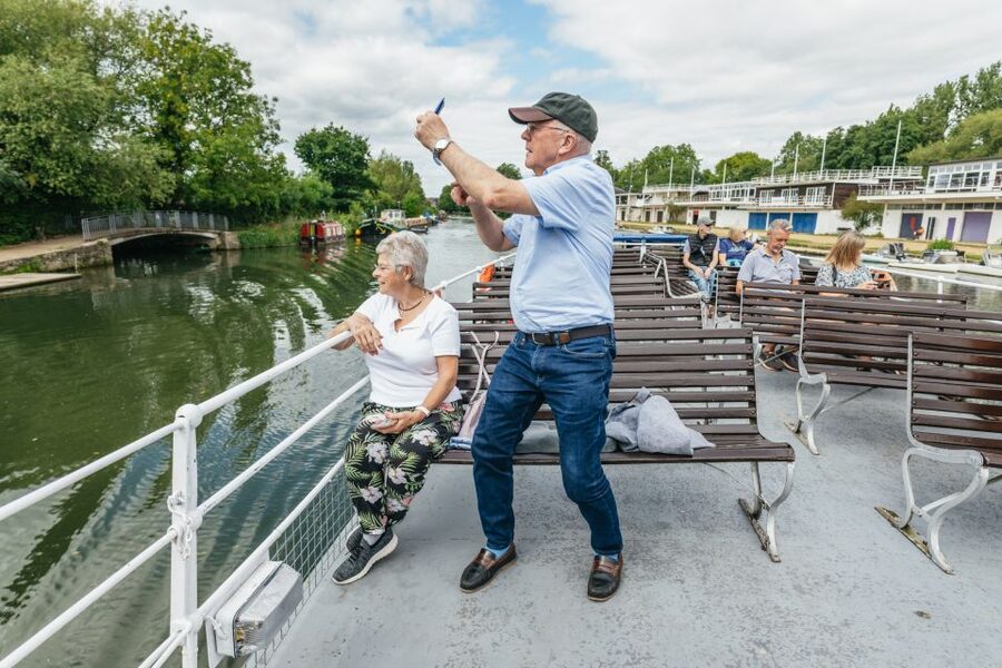 Oxford: River Thames Sightseeing Cruise - Practical arrival at Folly Bridge