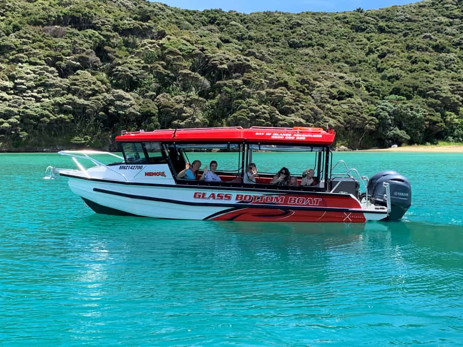 Paihia: Glass Bottom Boat Tour to the Hole in the Rock - Deep Water Cove and the Okahu Passage