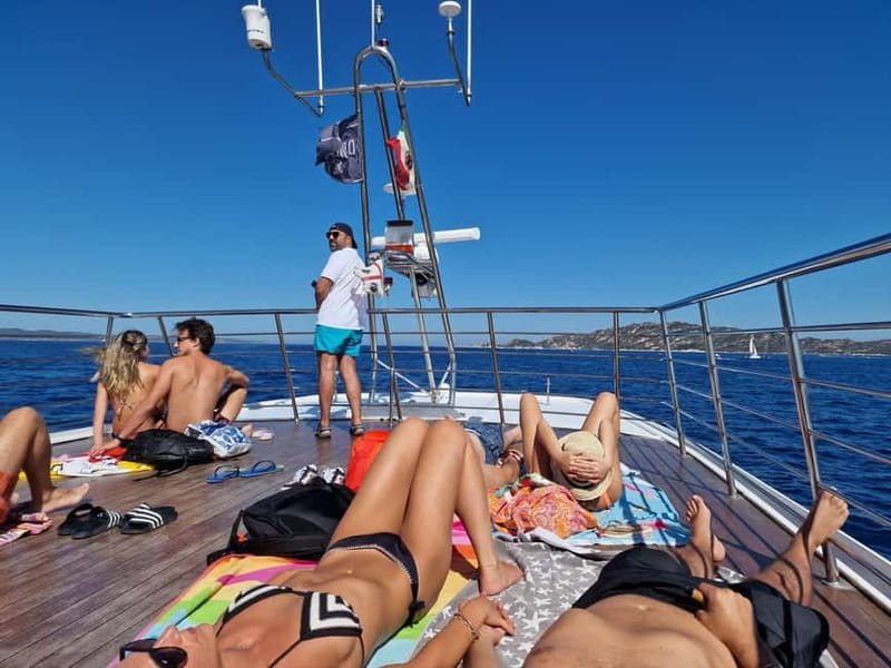 Palau: La Maddalena Archipelago Boat Tour with 4 Stops - La Maddalena town: an hour to slow the pace