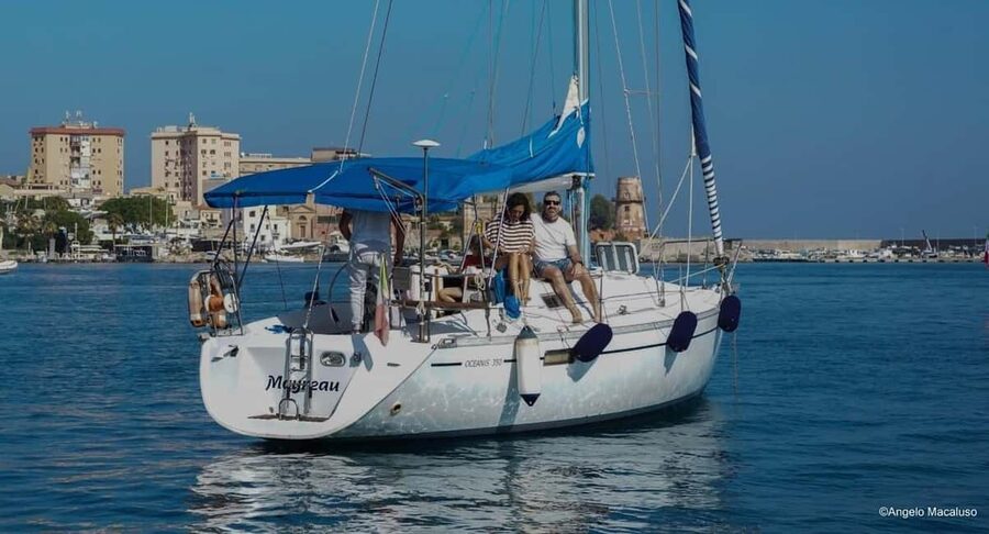 Palermo: Boat Tour With Aperitif Snorkeling And Cave Tour - Grotta Regina and the final hour on the water
