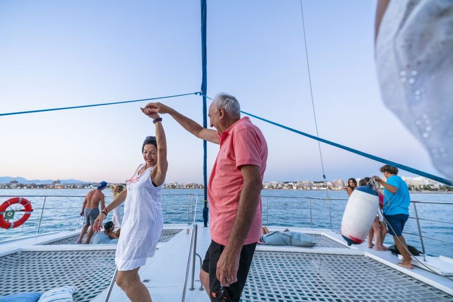 Palma: Catamaran Cruise with Swimming and Snorkelling - Leaving El Arenal for Palma Bay