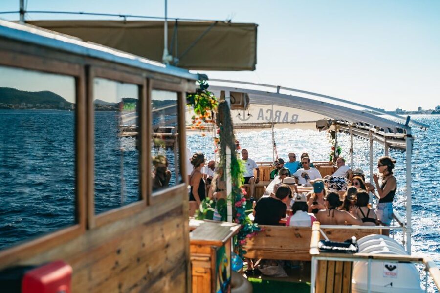 Palma de Mallorca: Daytime Cruise with Swim Stop - What kind of Palma cruise is this?