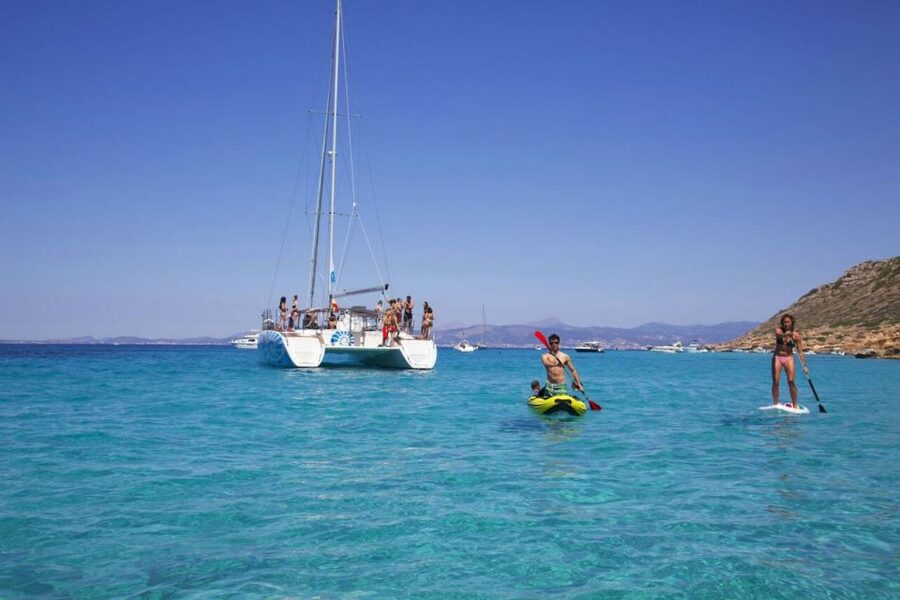 Palma de Mallorca: Deluxe Catamaran Sailing Tour with Meal - Should you book the Oasis?