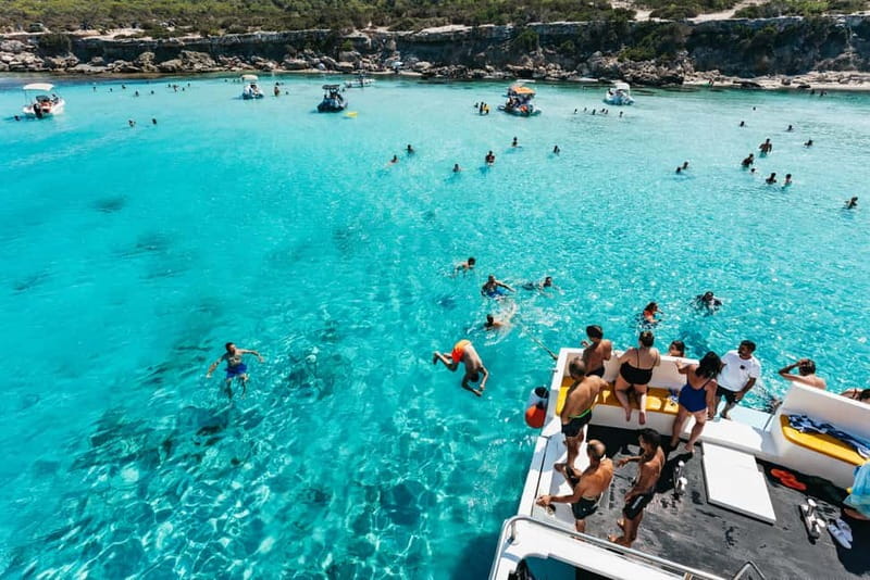 Paphos: Blue Lagoon Boat Adventure with Bus Transfer - One hour in the Blue Lagoon