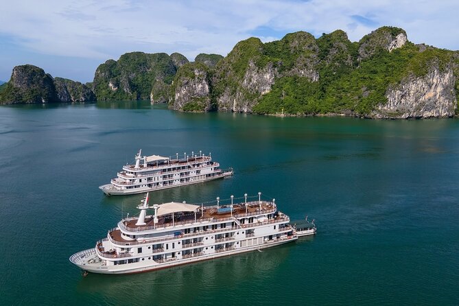 Paradise Elegance Cruise 2 days 1 night Halong Bay Tour - The first afternoon among Halong Bay’s limestone karsts