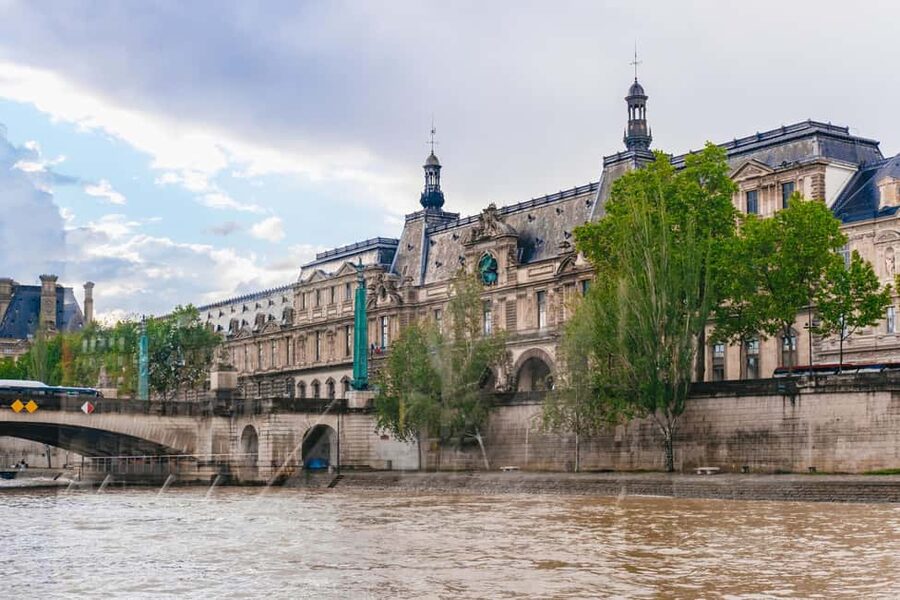 Paris: 3-Course Italian Meal Seine Cruise - The three-course Italian menu