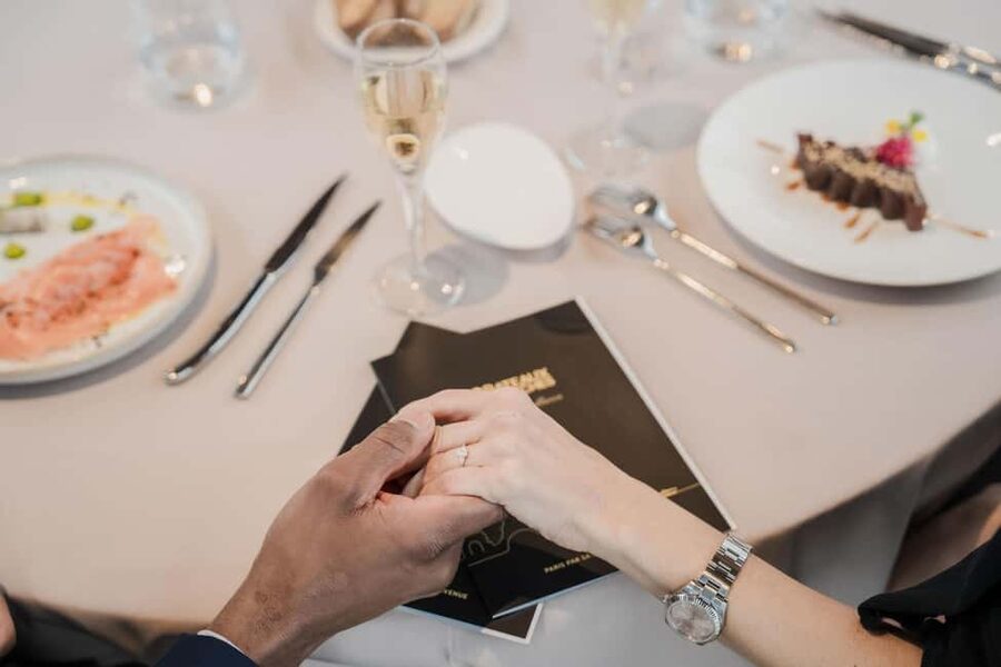 Paris: 4-Course Dinner Cruise on Seine River with Live Music - Who will enjoy this Seine dinner most?