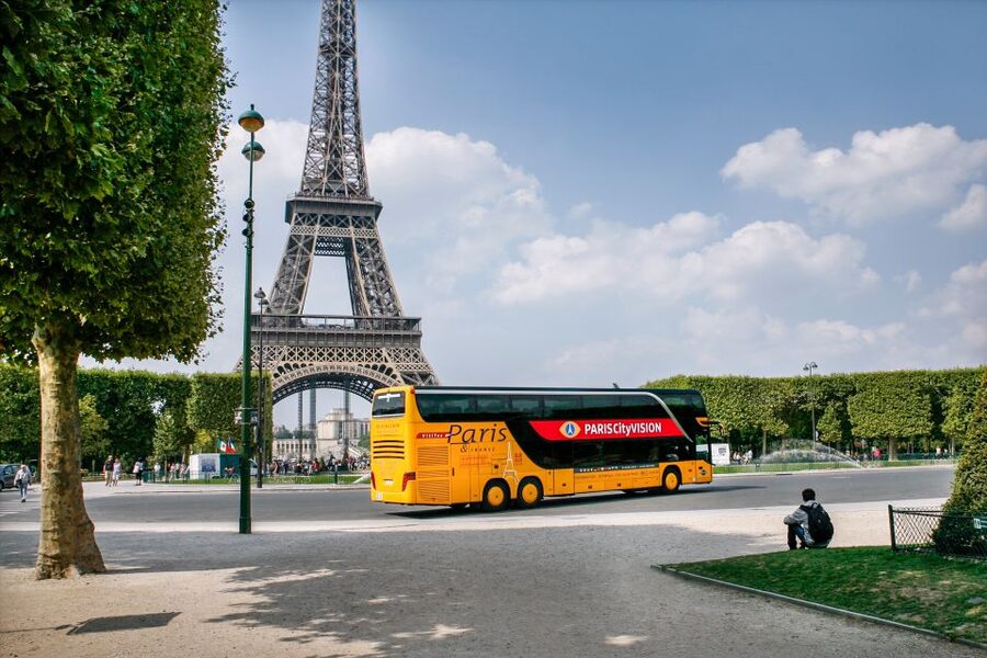 Paris: Audio-Guided Bus Tour & Seine River Cruise - What the three-hour Paris tour actually does