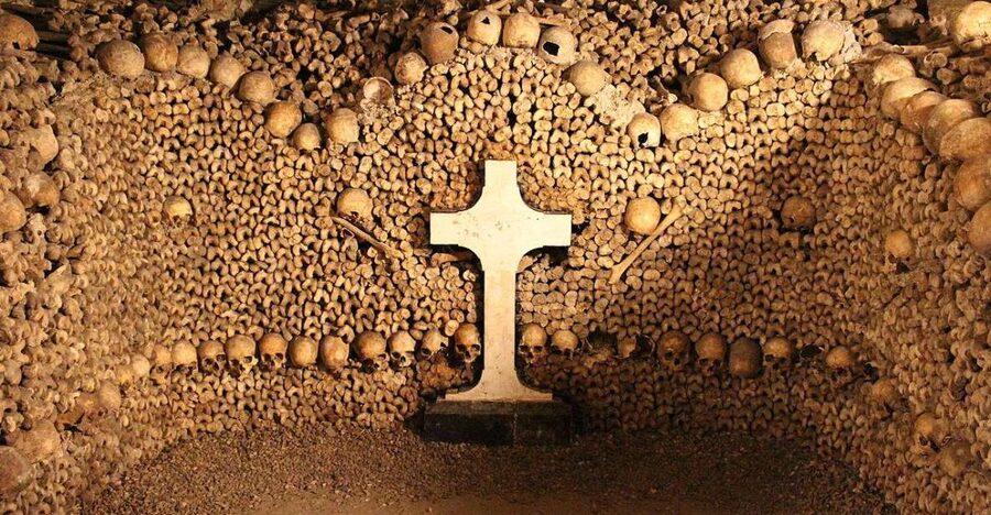 Paris: Catacombs Entry & Seine River Cruise with Audio Guide - How this compares with other Catacombs options