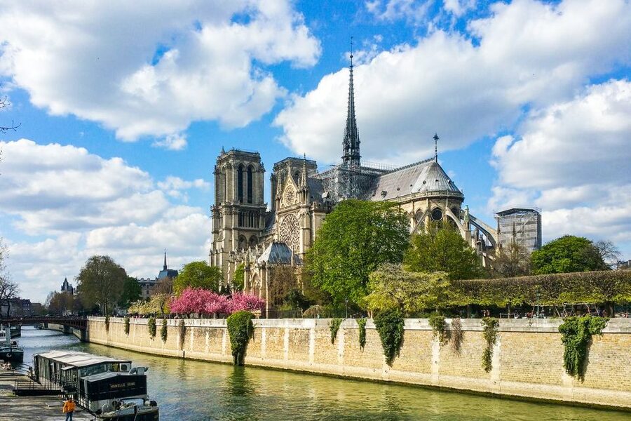 Paris: Day or Sunset Cruise with Drink, Ice Cream or Dessert - Choosing day, sunset, or night