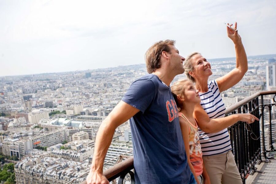 Paris: Eiffel Tower Access by Elevator & Seine River Cruise - Planning an evening visit