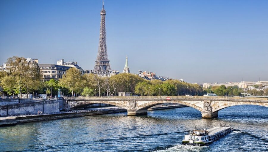 Paris: Eiffel Tower Hosted Tour, Seine Cruise and City Tour - How to make the day run smoothly