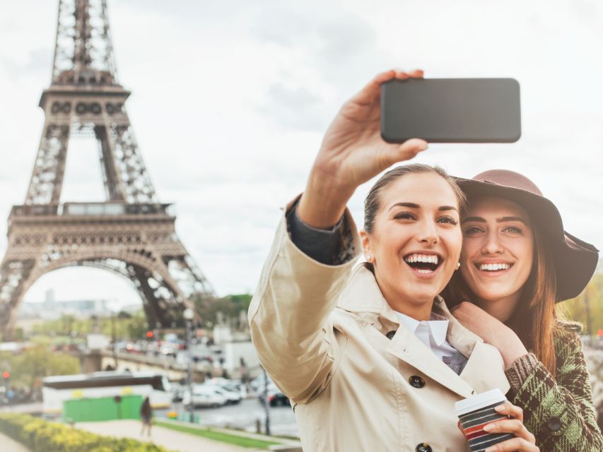 Paris: Eiffel Tower Hosted Tour, Seine Cruise and City Tour - The panoramic bus ride through central Paris