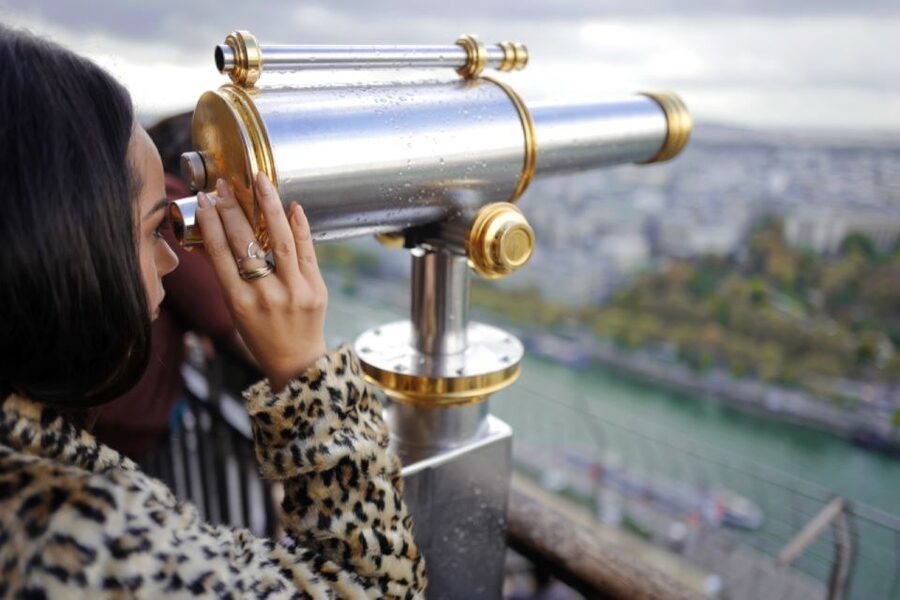 Paris: Eiffel Tower Summit Floor Ticket & Seine River Cruise - Reaching the Eiffel Tower summit