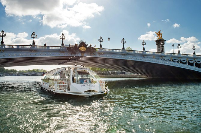 Paris Seine River Hop-On Hop-Off Sightseeing Cruise by Batobus - What the ride feels like on board
