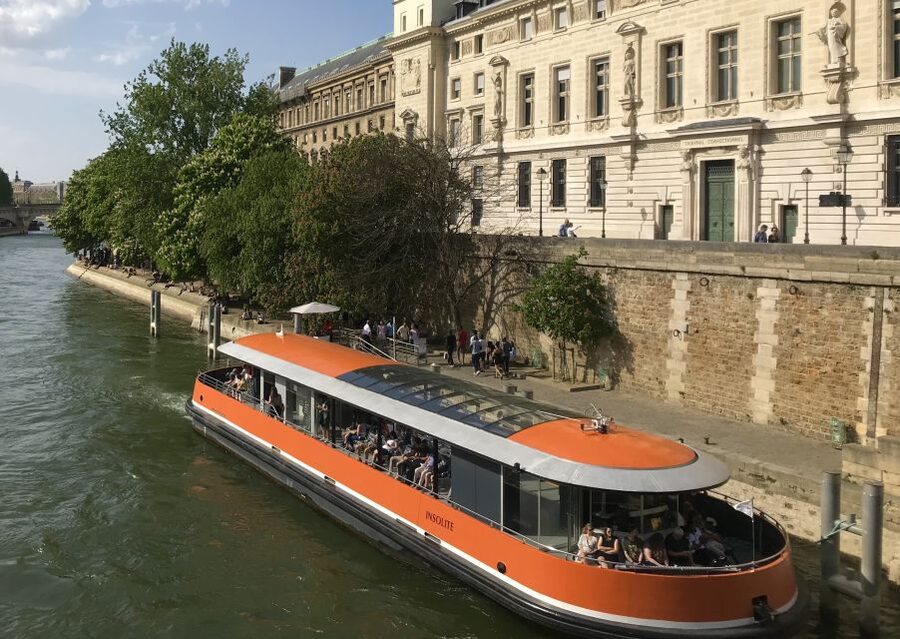 Paris: Seine River Panoramic Cruise - Starting beside Saint-Michel and Notre Dame