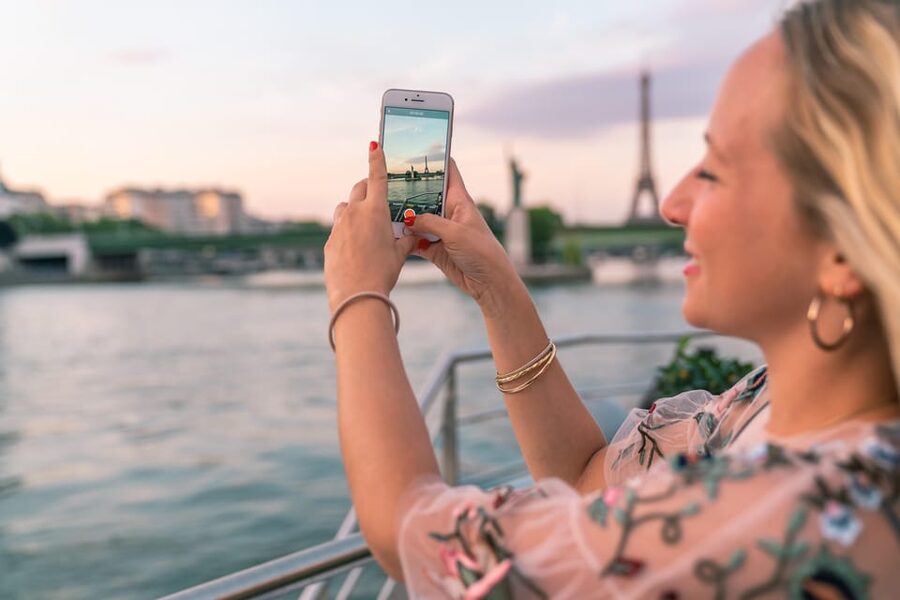 Paris: Seine River Sightseeing Cruise by Bateaux Mouches - Why the Seine is the best shortcut through Paris