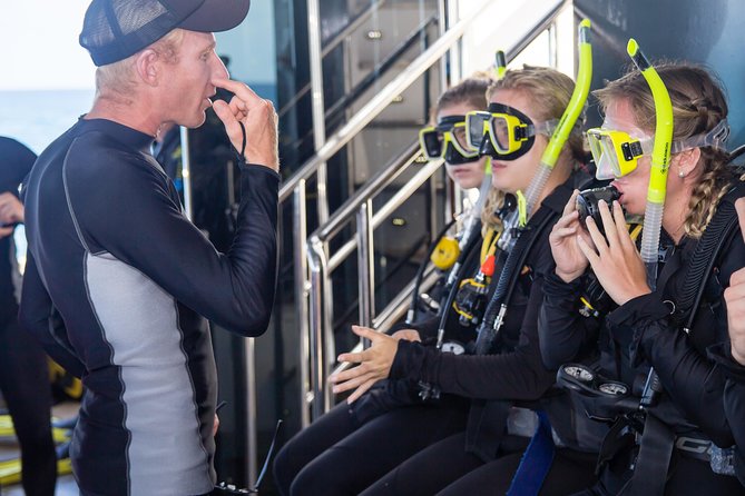 Passions of Paradise Great Barrier Reef Cruise by Catamaran - Crew support is the main strength