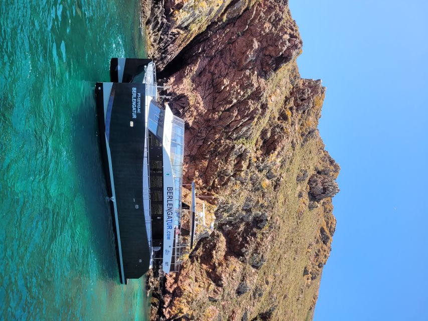 Peniche: Berlengas Roundtrip and Glass-Bottom Boat Cave Tour - Guides, boats, and communication