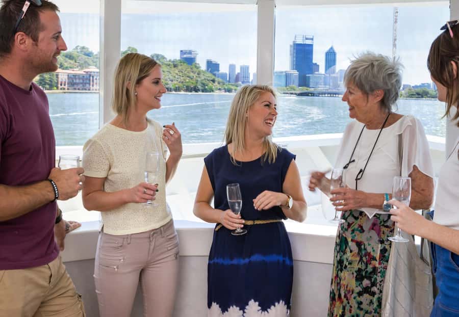 Perth: Swan River Lunch Cruise - Fremantle’s docks and heritage waterfront