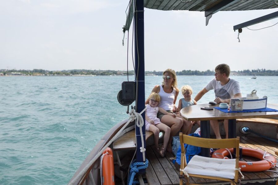 Peschiera: Half-Day Lake Garda Cruise with Lunch - Timing, weather, and practical limits