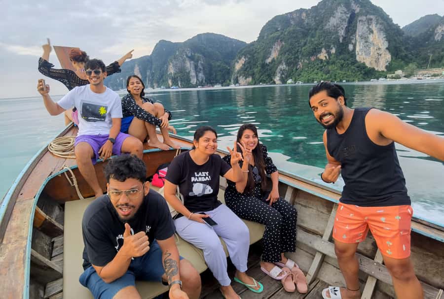 Phi Phi: Private Longtail Boat to Maya Bay with Snorkeling - What the captain and boat service are like
