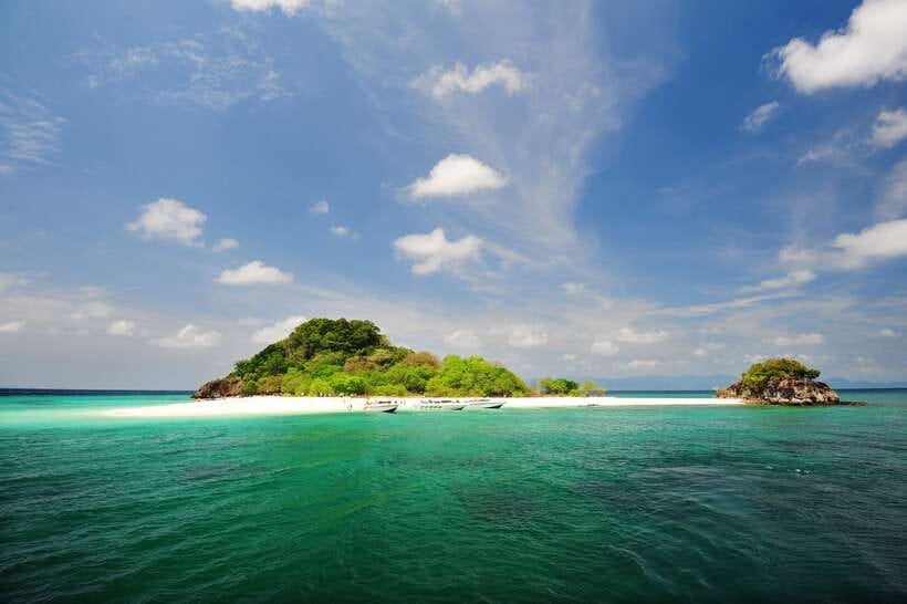 Phuket: James Bond Island by Longtail Boat Small Group Tour - James Bond Island and the famous limestone pillar