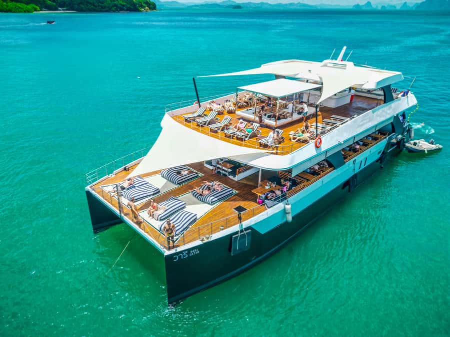 Phuket: James Bond Island Luxury Sunset Cruise - Lunch with limestone scenery on the way to the islands