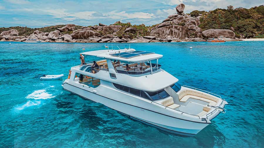 Phuket/Khao Lak: Similan Islands Luxury Catamaran Experience - Why the catamaran makes sense for the Similan Islands