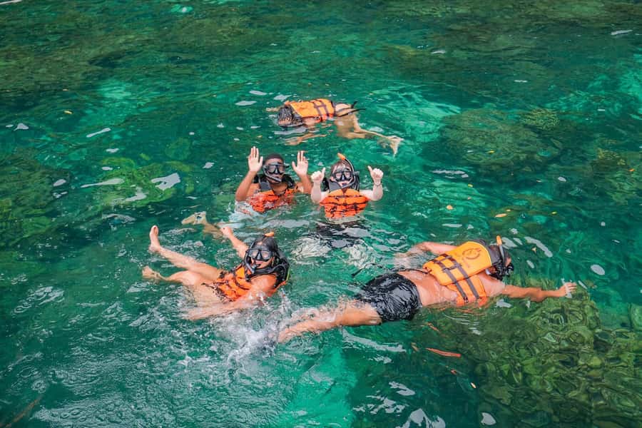 Phuket: Phi Phi, Bamboo & Maithon by Premium Speed Catamaran - Lunch and island life on Phi Phi Don