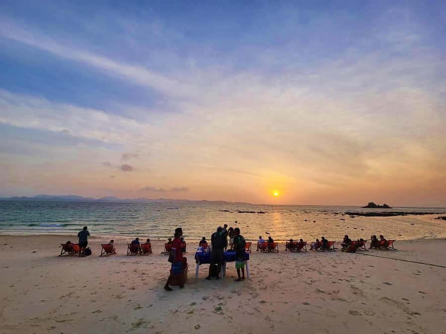 Phuket: Phi Phi Sunrise Boat Tour to Bamboo and Khai Island - Maya Bay and the rules that matter