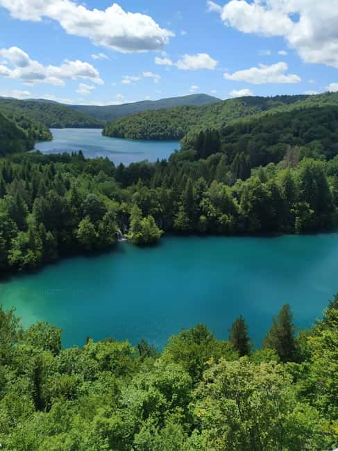 Plitvice Lakes: Guided Walking Tour with Bus and Boat Ride - Weather, fitness, and what to bring