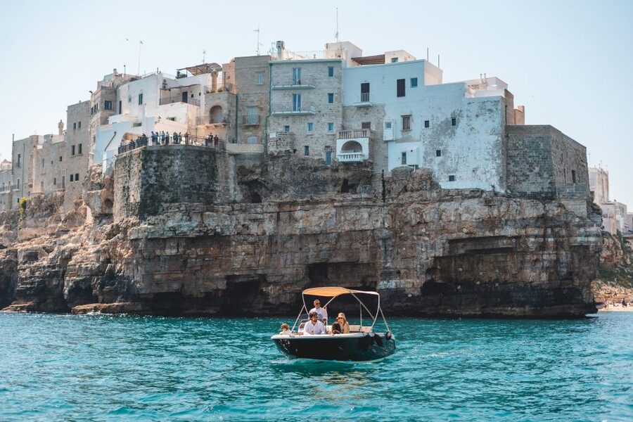 Polignano a Mare: Boat Cruise to Scenic Caves with Prosecco - Grotta Ardito and the first aperitif