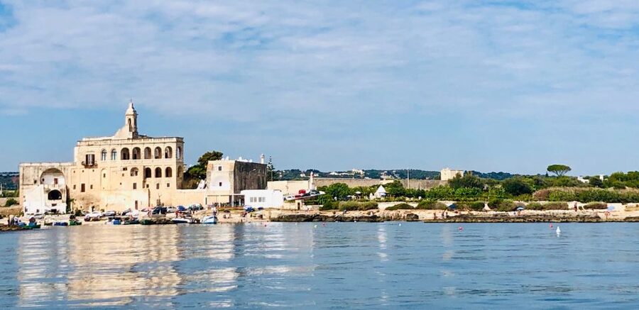 Polignano a Mare: Boat Trip, Swim & Cave with Aperitif - The swim stop in clear Adriatic water