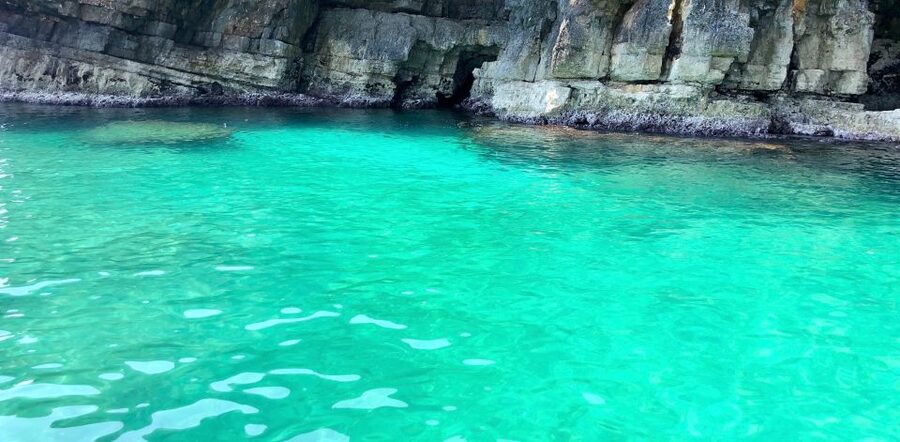 Polignano a Mare: Boat Trip, Swim & Cave with Aperitif - Practical tips before you go