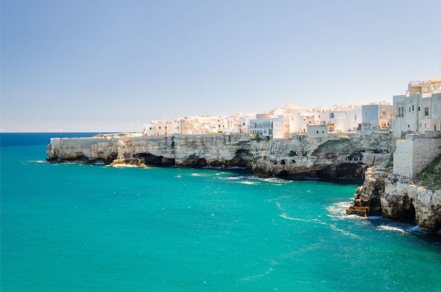 Polignano a Mare: Cave Boat Tour with Aperitif - Grotta dell’Arcivescovado and the smaller coastal openings