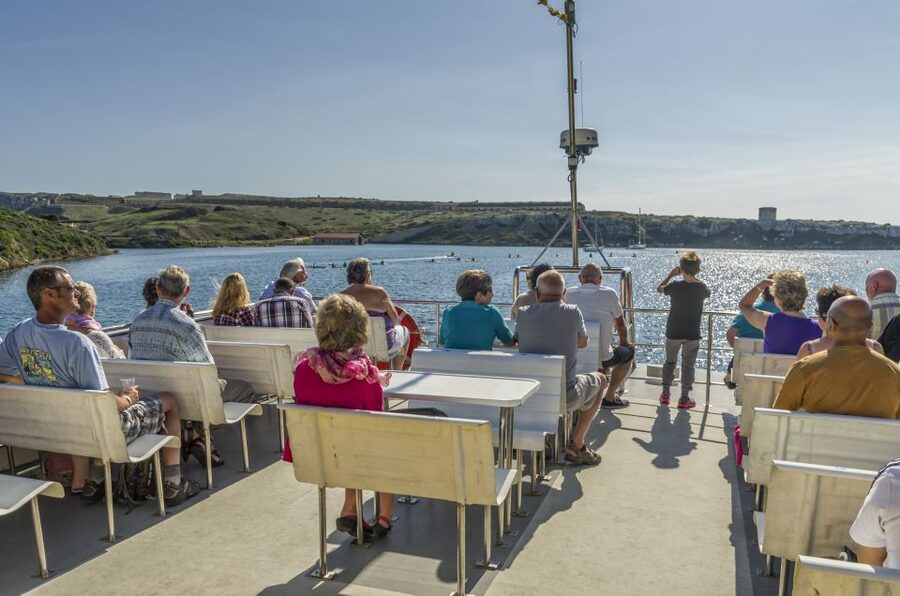 Port Mahon: 1-Hour Harbor Cruise with Underwater Views - The Northern Shore: Naval Facilities, Coves, and Summer Houses