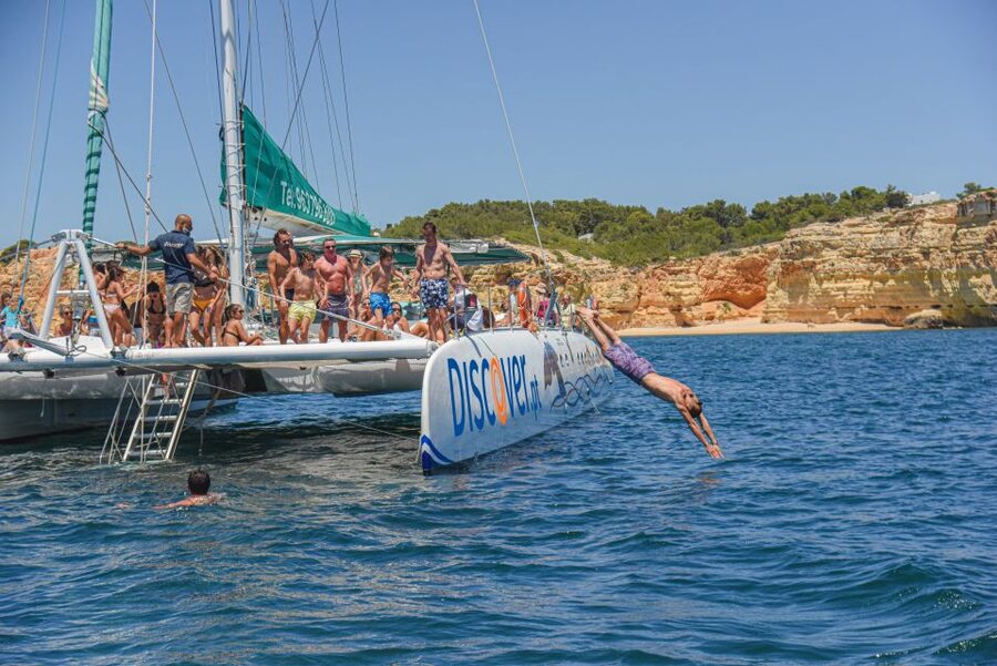 Portimao: Benagil Caves & Coastline Cruise - Portimão Marina is an easy place to start