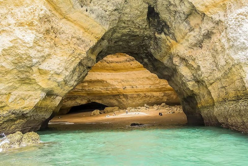 Portimão: Benagil Caves Speed Boat Tour with Sunset Option - What the sunset departure adds