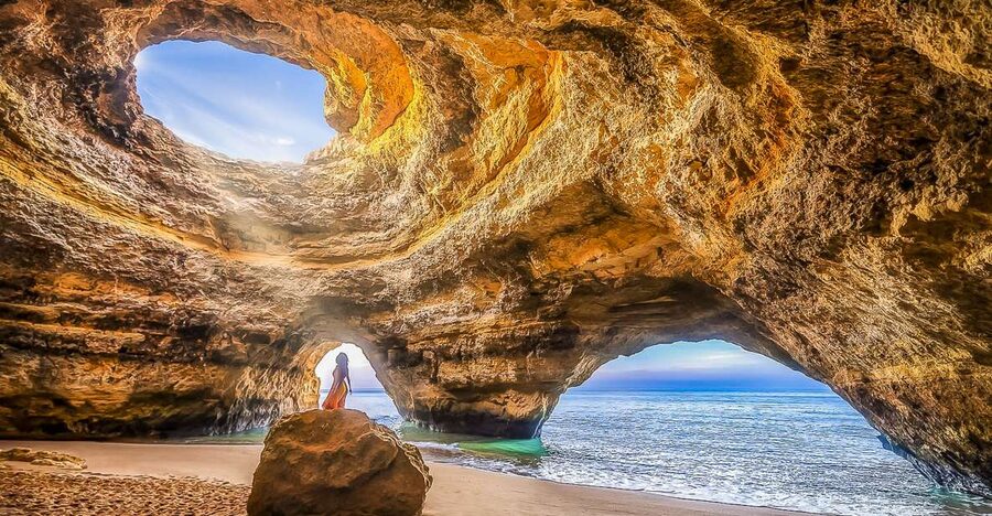 Portimão: Benagil Caves Speed Boat Tour with Sunset Option - The crew, languages, and group choices