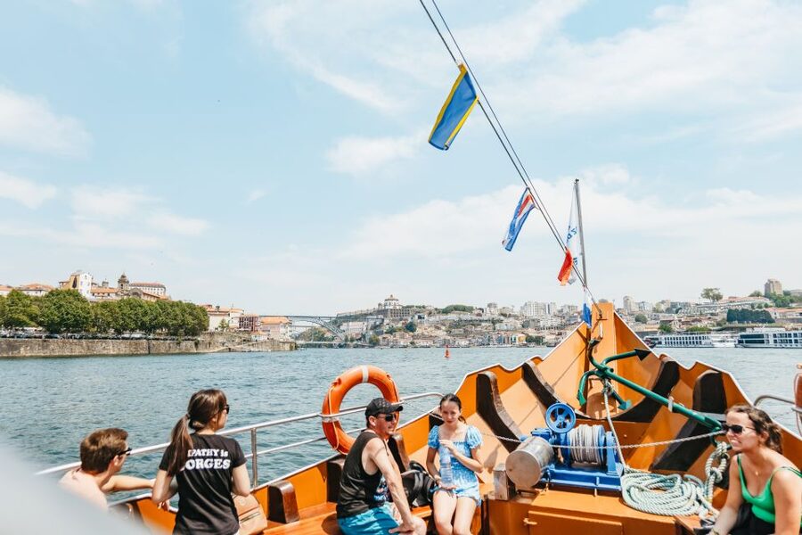 Porto: 6 Bridges Douro River Cruise - Why Porto looks better from the Douro