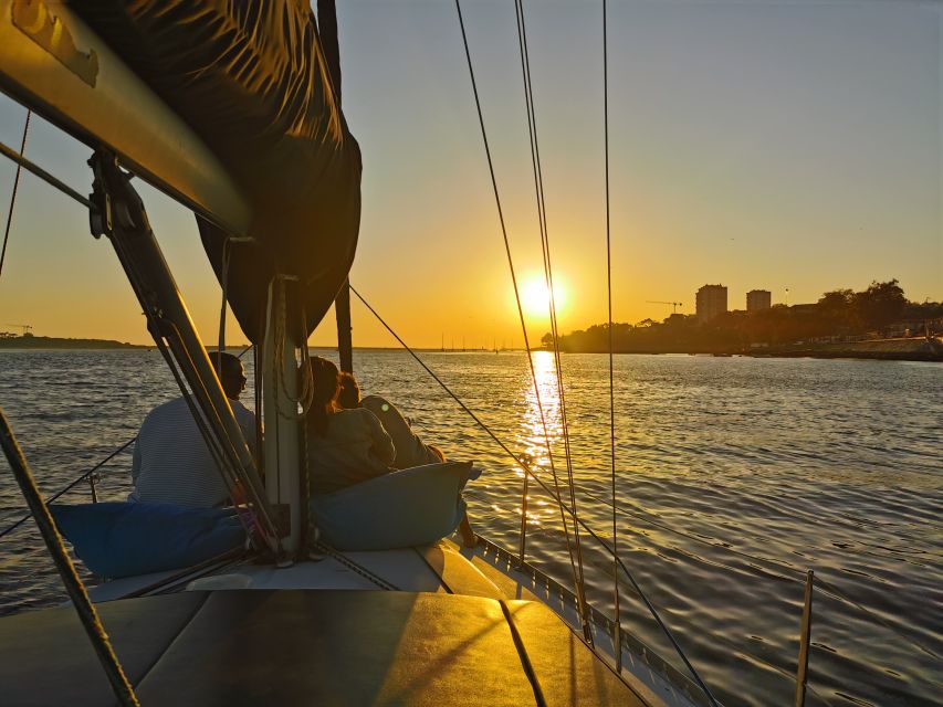 Porto: Charming Sailboat Cruise with Port Wine,Sunset Option - From Afurada to the Arrábida Bridge